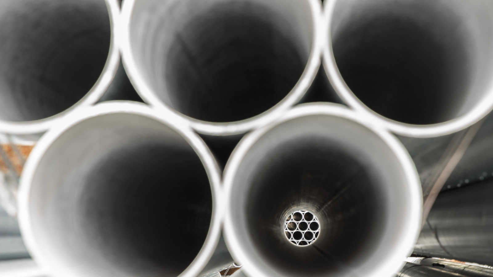 مخاوف تضخم عالمي تلوح في الأفق مع رفع المصدرين الصينيين أسعارهم 