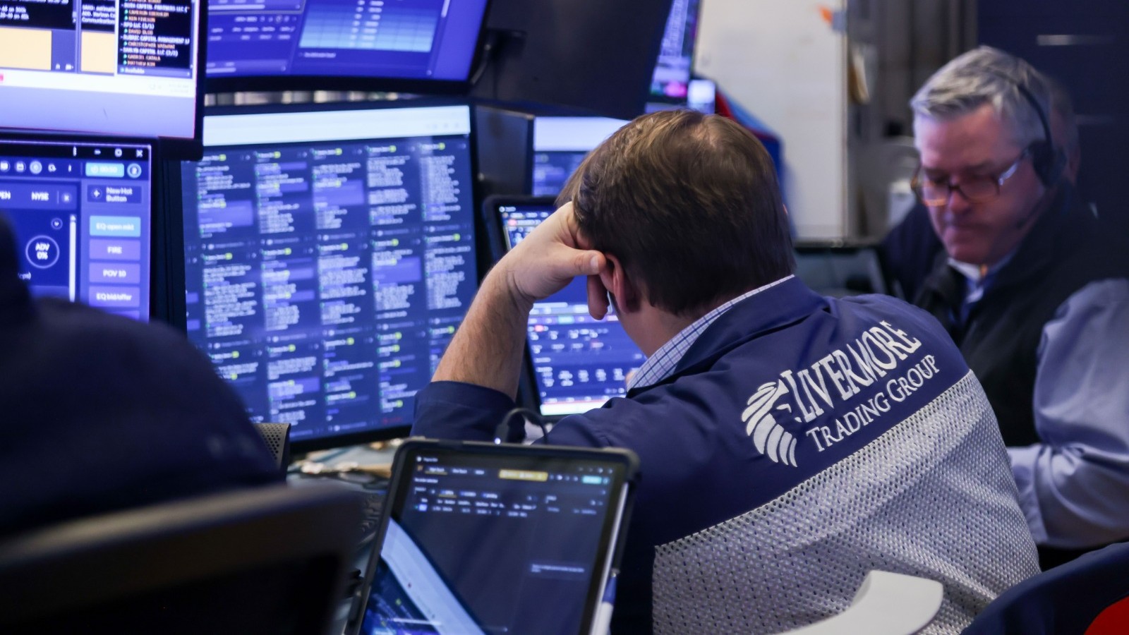 لماذا تواجه أسواق السندات العالمية انهيارات مفاجئة؟ 