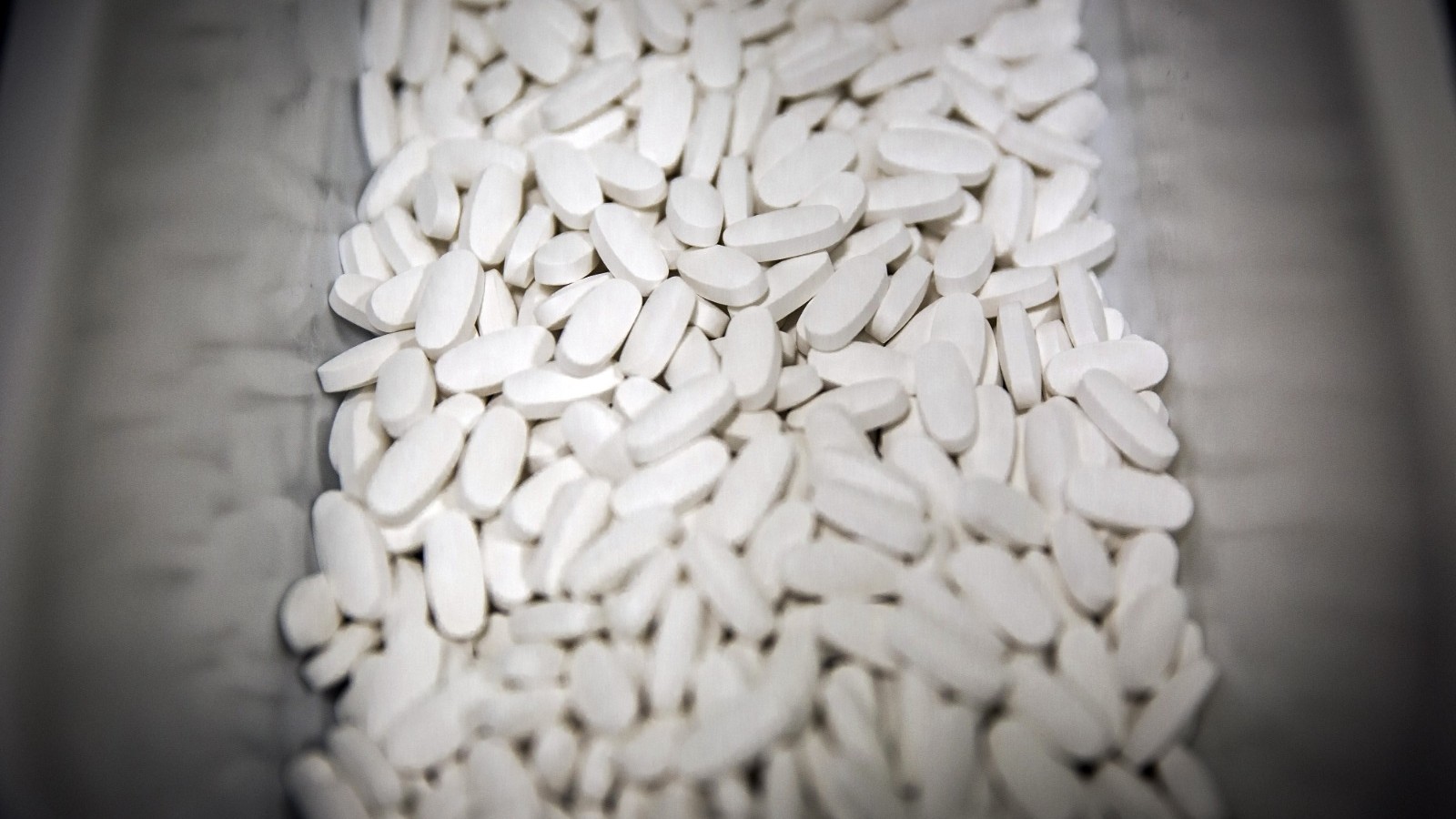 ترمب يفرض رسوماً تصل إلى 100% على بعض الأدوية مع استثناءات واسعة 