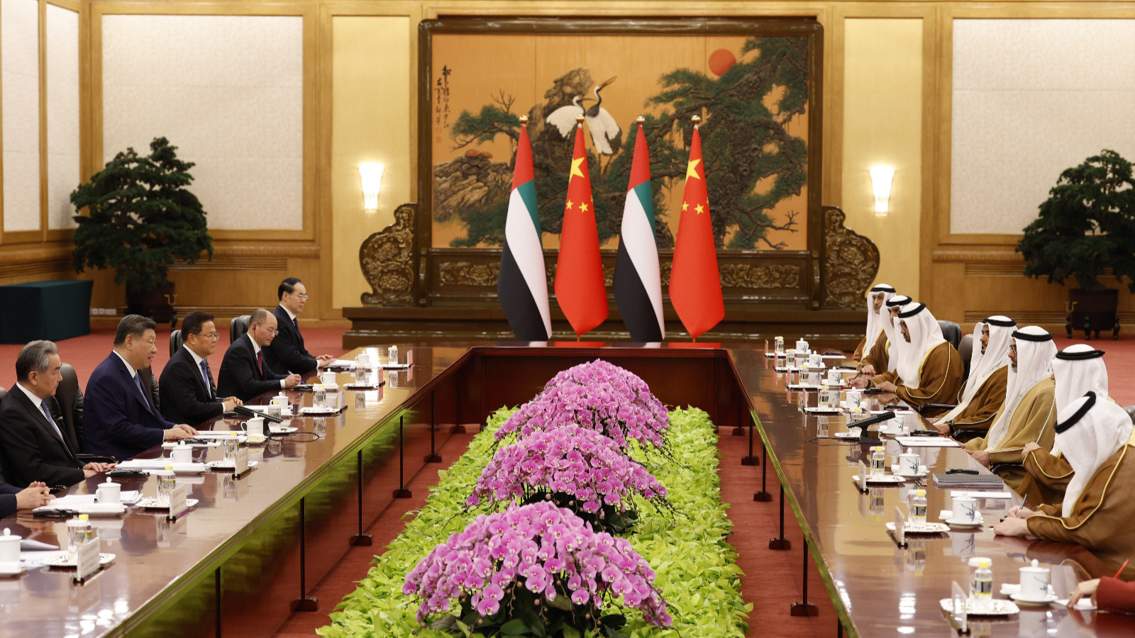 صناديق أبوظبي تخطط لإعادة هيكلة استراتيجيتها في الصين لتعزيز استثماراتها 