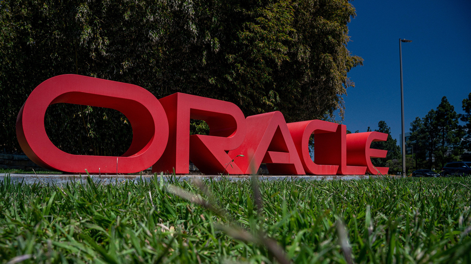 صفقة سندات quot;أوراكلquot; الضخمة تشعل سباق تمويل الذكاء الاصطناعي 