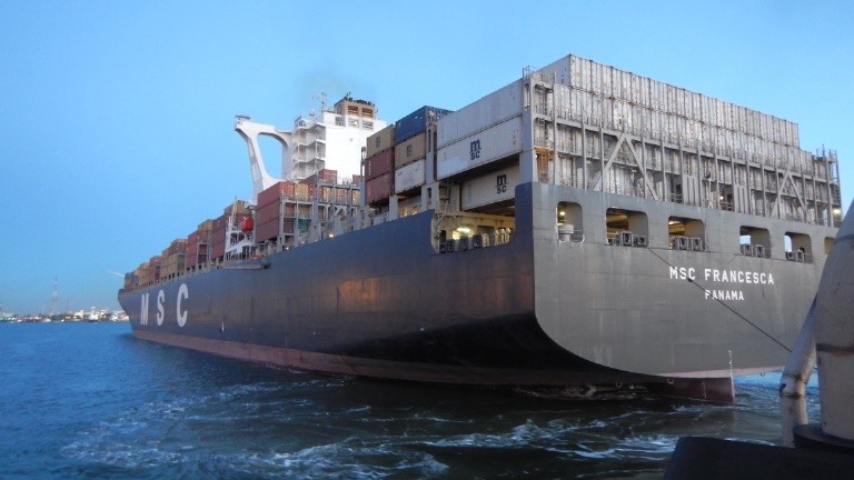 مرصد هرمز | شلل الملاحة يتواصل وسط تصعيد عسكري وجمود دبلوماسي 