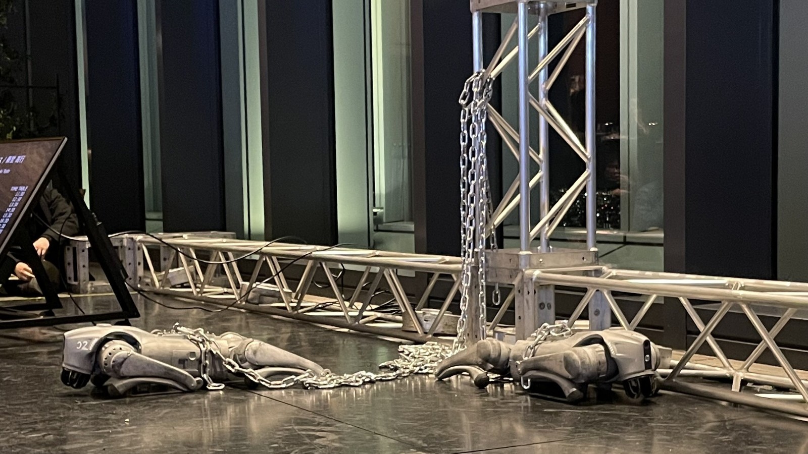 لماذا نتعاطف مع الروبوتات؟ 