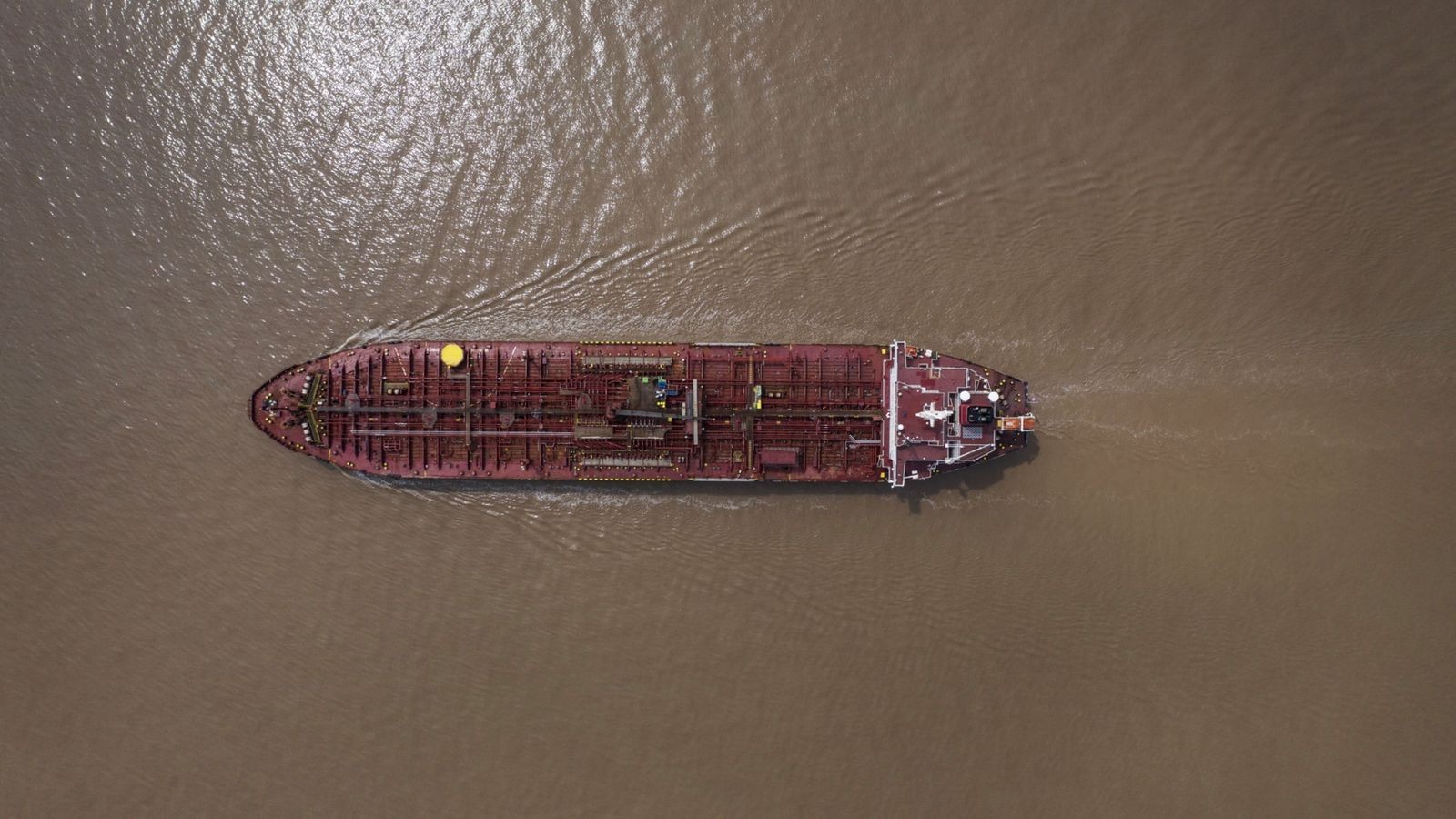 أرباح quot;أدنوك للإمدادquot; تنمو 30% بفضل دمج quot;نافيغ8quot; 