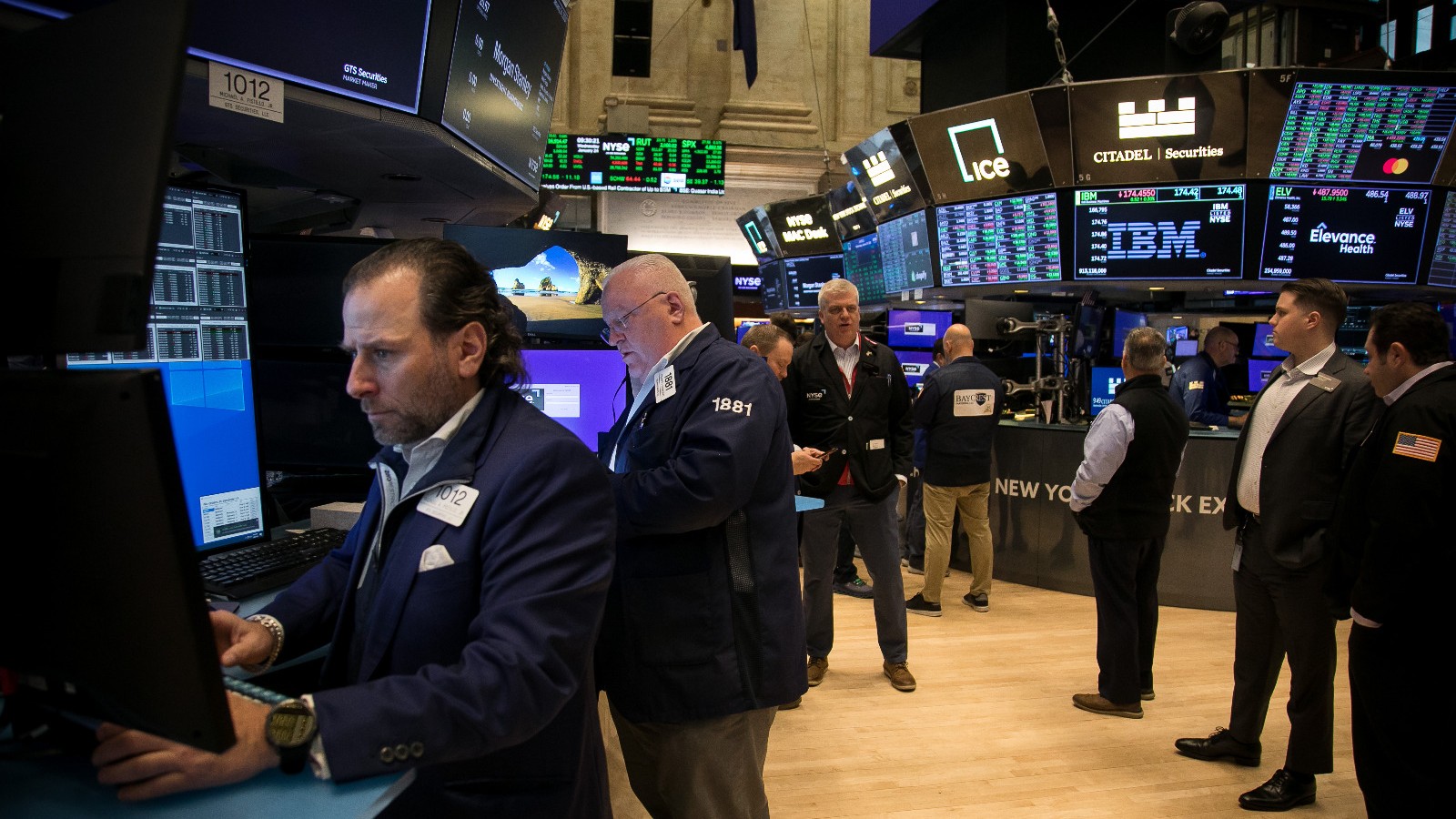 الأسهم الدورية الأميركية مرشحة للصعود في 2026 مع تسارع النمو الاقتصادي 