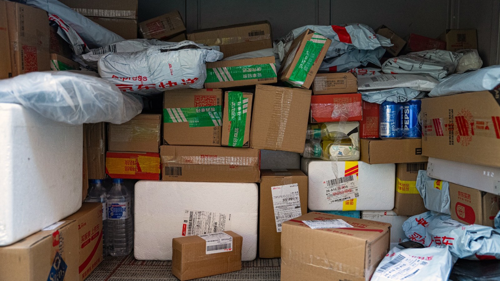 الصين تشدد الرقابة على ممارسات التسعير بمنصات الإنترنت 