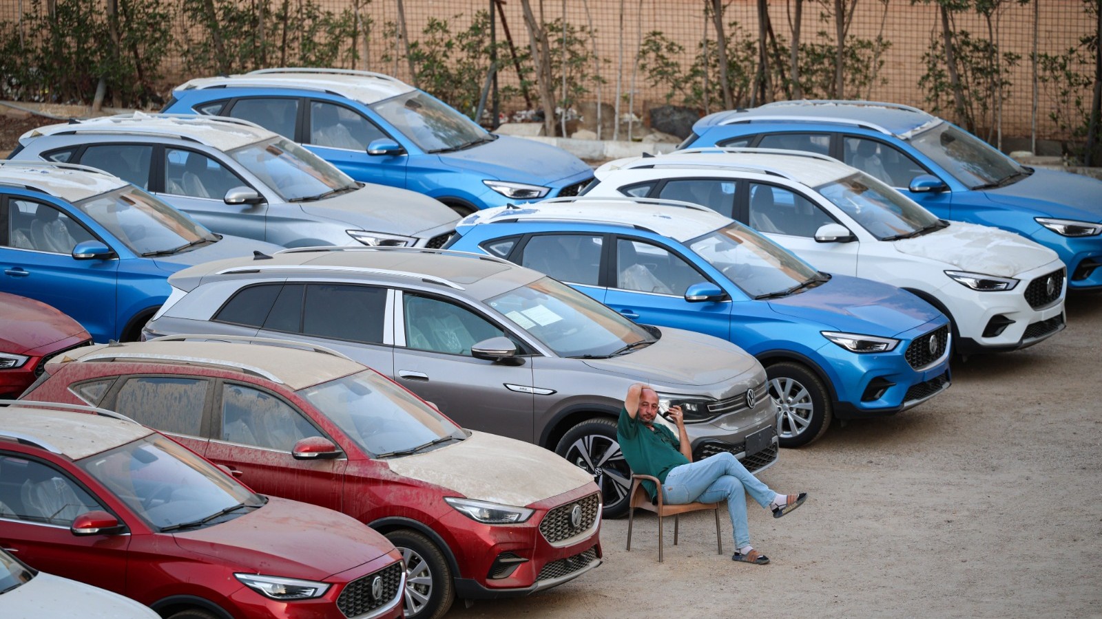 أسعار السيارات في مصر تعود للارتفاع بعد أكبر موجة تراجع في 2025 