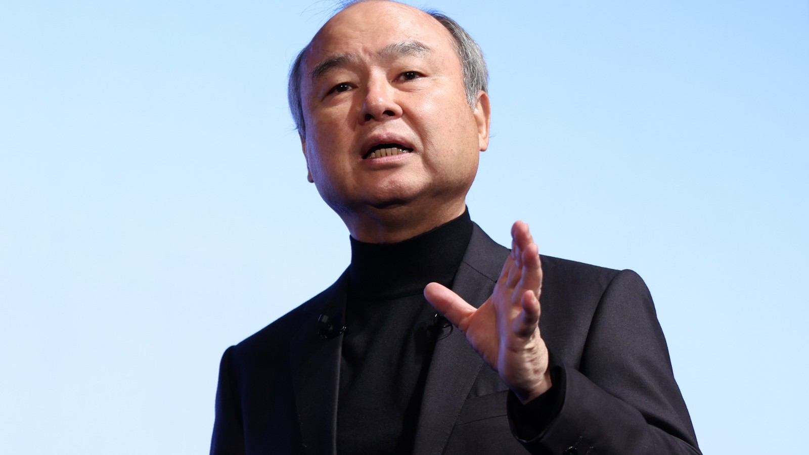 quot;سوفت بنكquot; تدرس إصدار سندات بـ20 مليار دولار لتمويل استثمارها في OpenAI 
