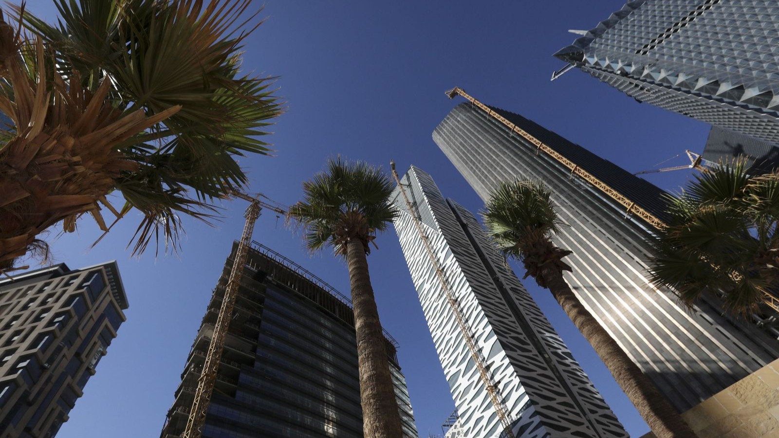 السعودية تبدأ طرح أول سندات دولية في 2026 