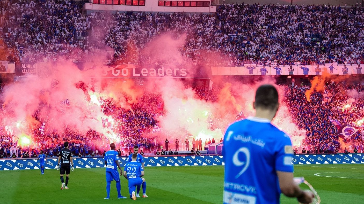 الوليد بن طلال يستحوذ على أغلبية نادي الهلال مقابل 840 مليون ريال 