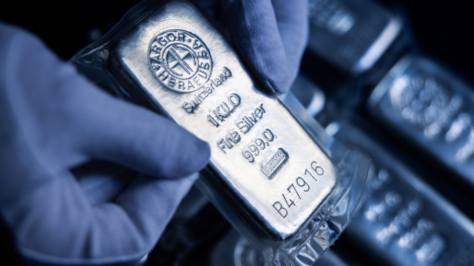 quot;بلتونquot; تستهدف 10 مليارات جنيه من أول صندوق فضة في مصر 