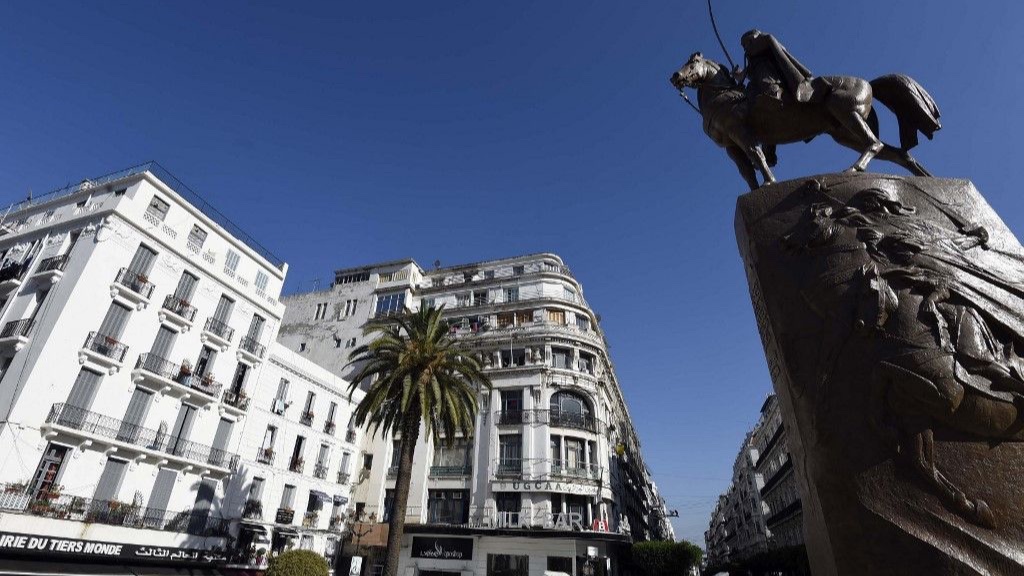 الجزائر.. الدولة العربية الوحيدة الفائزة بأوسكار تستنهض صناعة السينما 