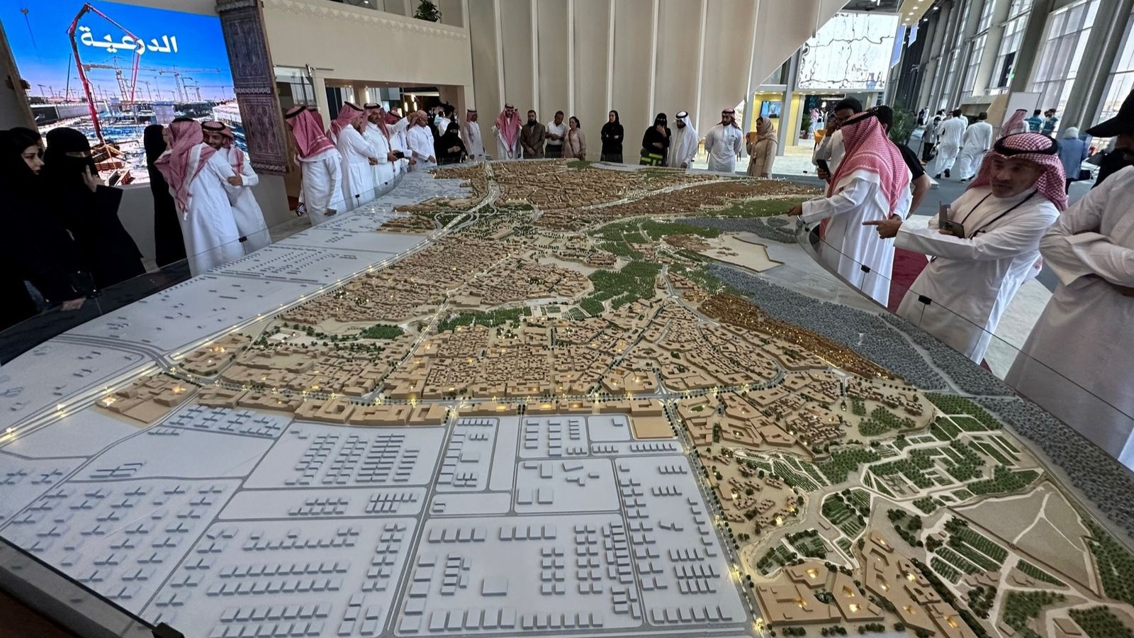 quot;الاقتصاديةquot;: اطلاق quot;قصور ترمبquot; في الدرعية اليوم بـ10 مليارات ريال 