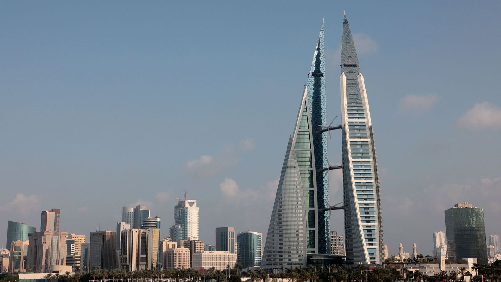 سندات البحرين الأفضل أداءً بين الأسواق الناشئة بعد تقرير حول اقتراب الدعم الخليجي 