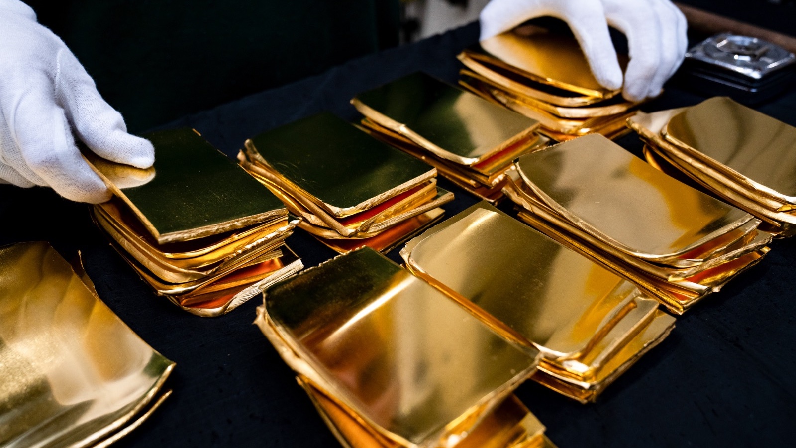 متداولو خيارات الذهب يراهنون على موجة صعود جديدة 