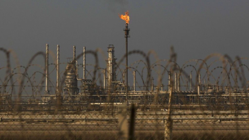 quot;بلومبرغquot;: السعودية قد تخفض سعر الخام العربي الخفيف لآسيا في يونيو 