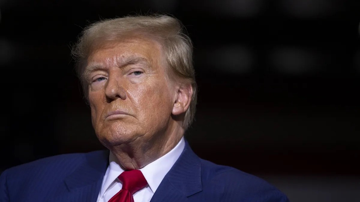 فشل الانقلابات المدعومة خارجياً يربك خيارات ترمب تجاه إيران 