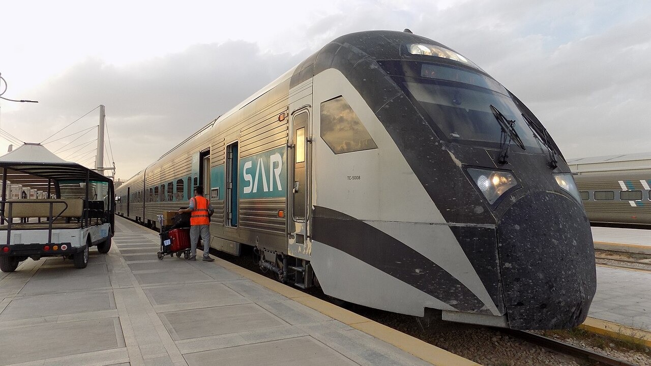 quot;السعوديةquot; تطلق ممراً لوجستياً يربط الخليج بالأردن عبر السكك الحديدية 