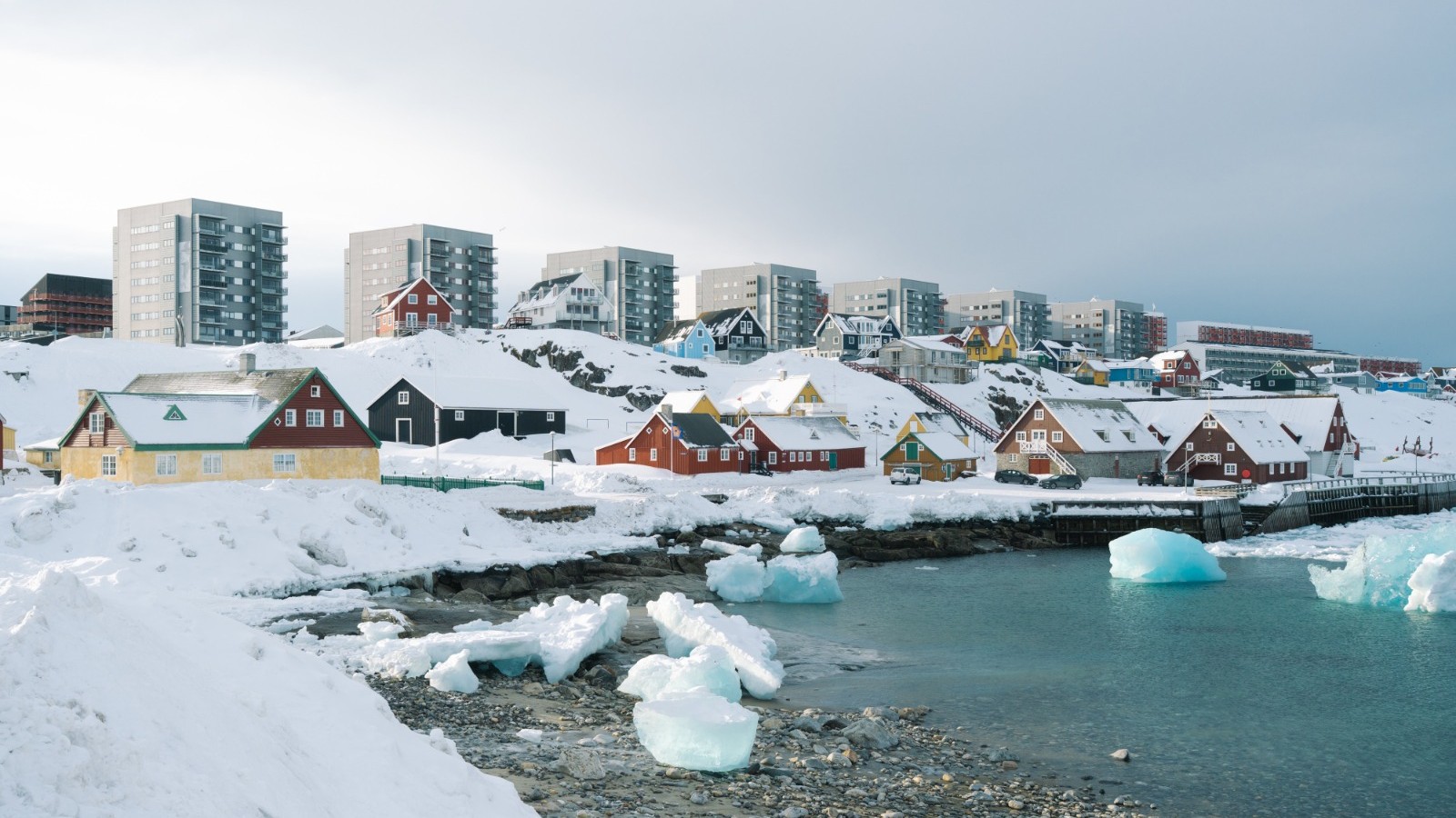 أوروبا تبحث نشر قوات من quot;الناتوquot; في غرينلاند لتهدئة ترمب 