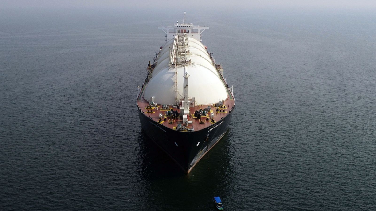 مصر تعتزم استيراد 75 شحنة غاز مسال إضافية بـ3.75 مليار دولار 