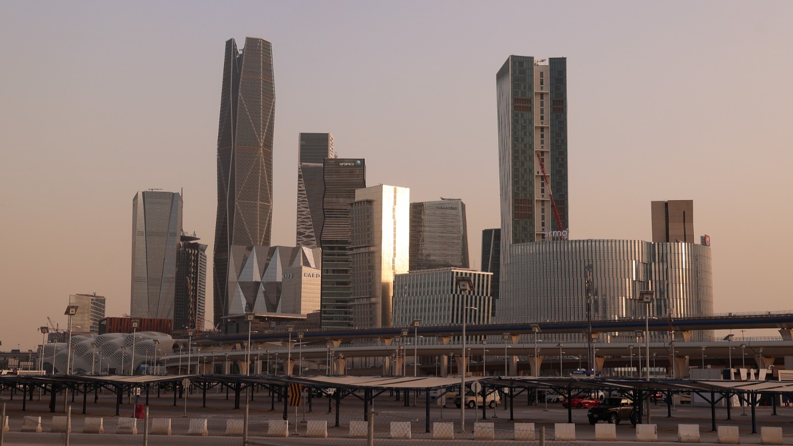quot;بلاك روكquot;: الشرق الأوسط يتحول إلى وجهة جاذبة لرؤوس الأموال.. والسعودية في الصدارة 