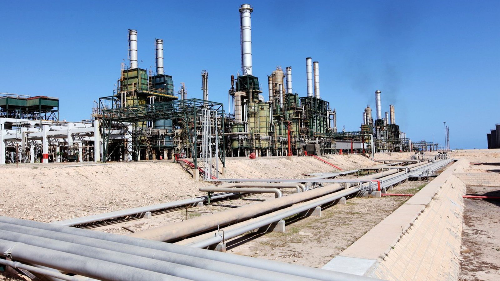 ليبيا تعلن اكتشافاً غازياً بنحو تريليون قدم مكعب في البحر المتوسط 