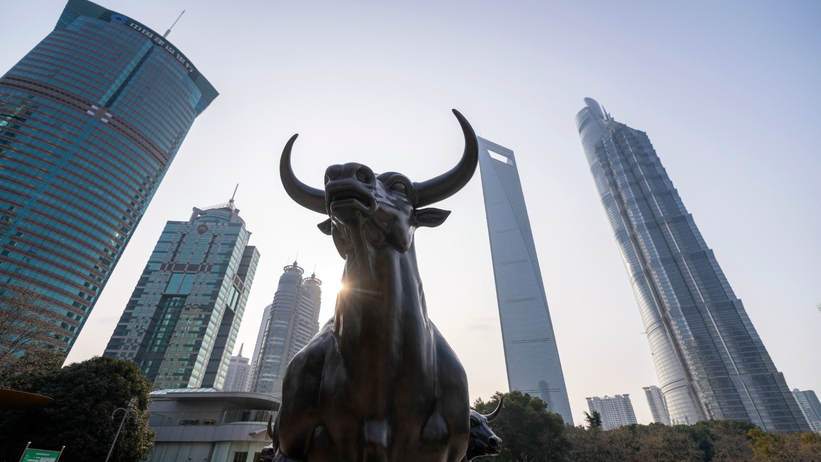 تدهور مرتقب في أرباح الشركات يهدد موجة صعود الأسهم الصينية 