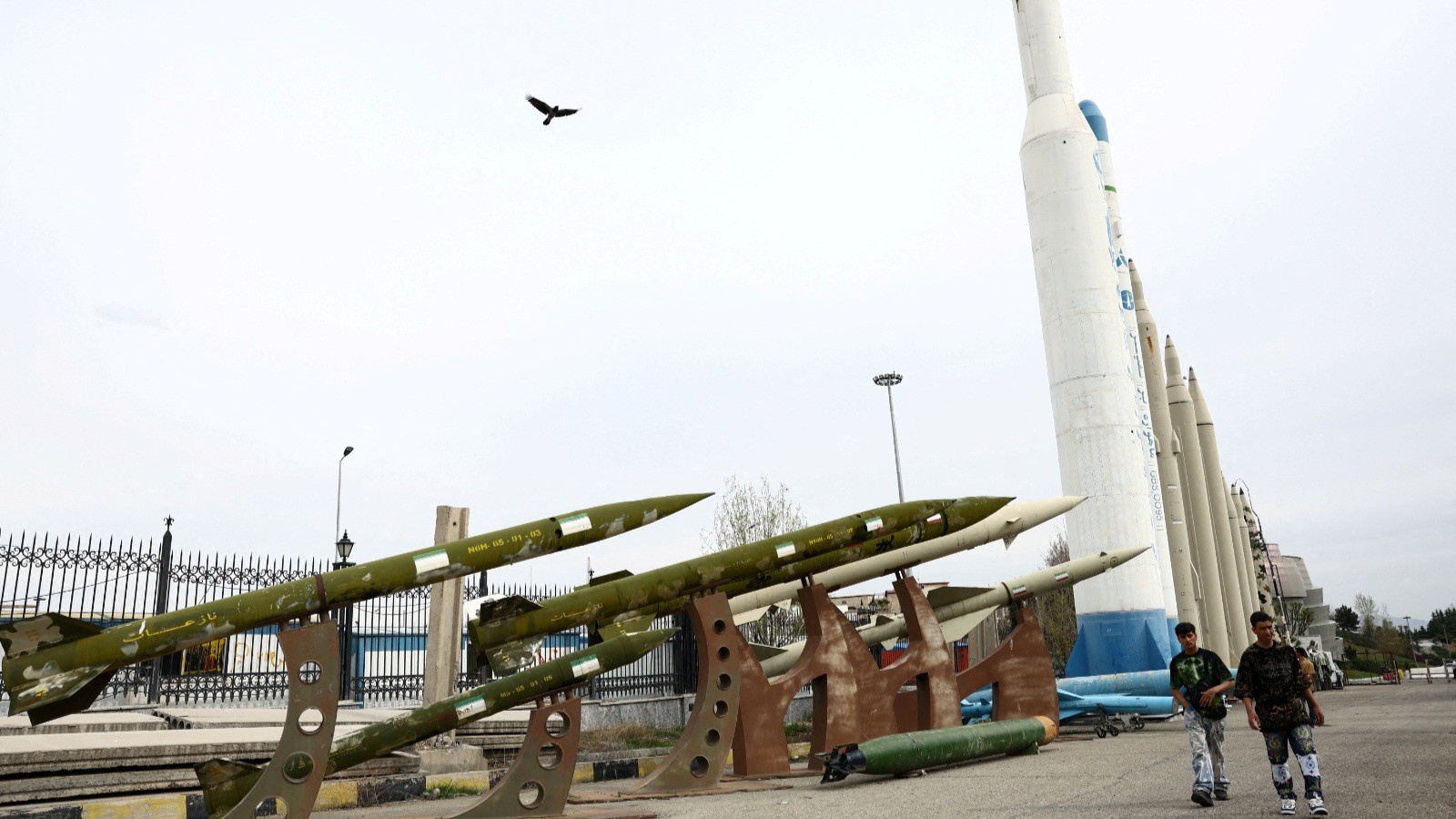 أميركا وإيران تدرسان تمديد الهدنة أسبوعين.. مفاوضات تمهد لجولة جديدة 