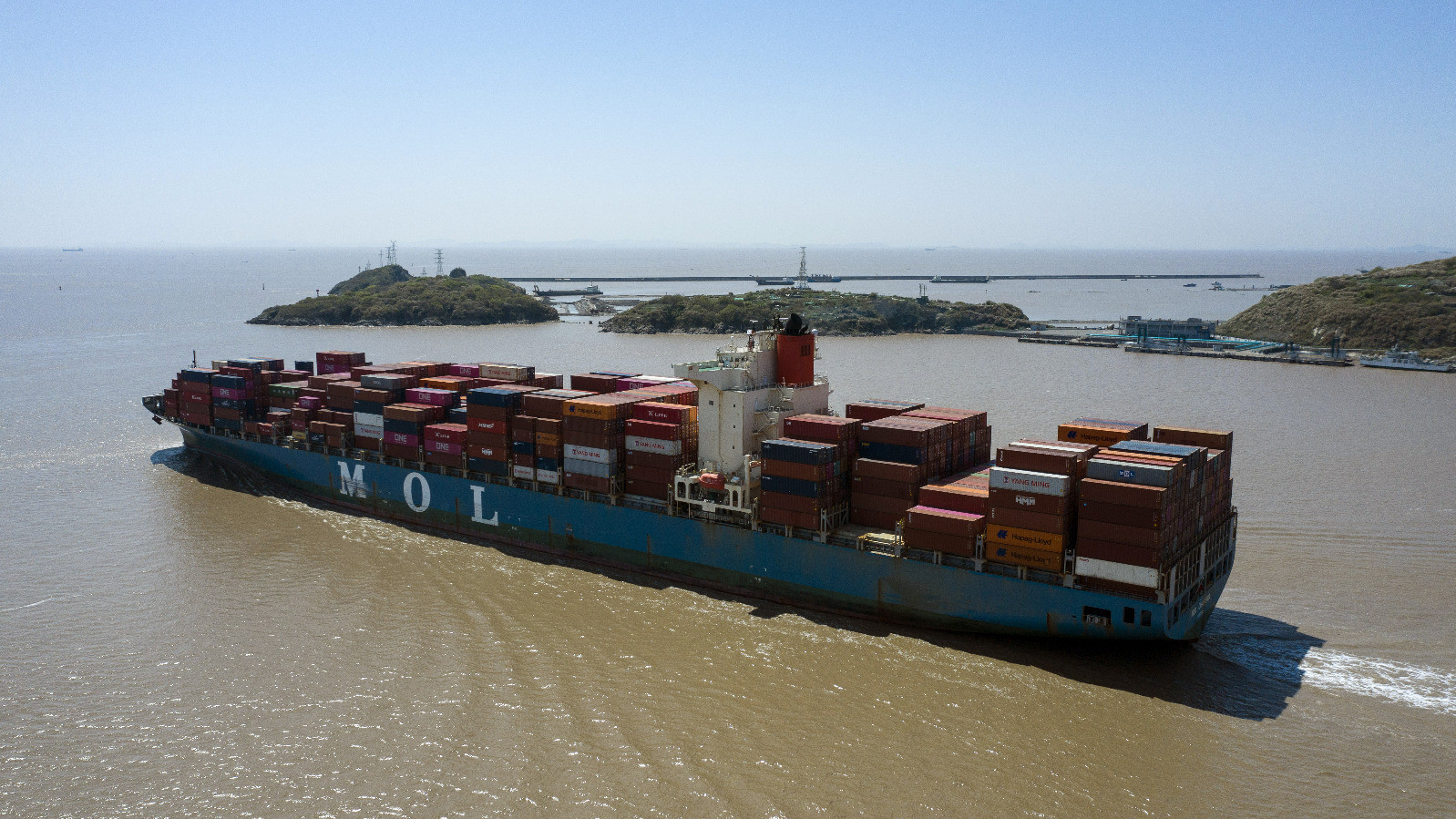 quot;ميتسويquot; اليابانية تقيم الهدنة قبل السماح لسفنها بعبور مضيق هرمز 