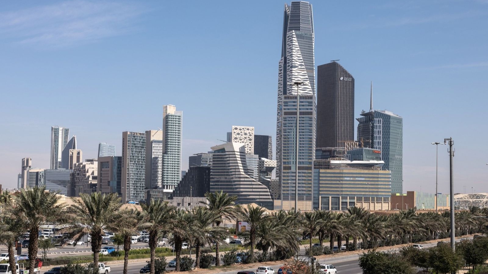 السعودية ضمن أكبر مصدري السندات الدولية بالأسواق الناشئة بالنصف الأول 