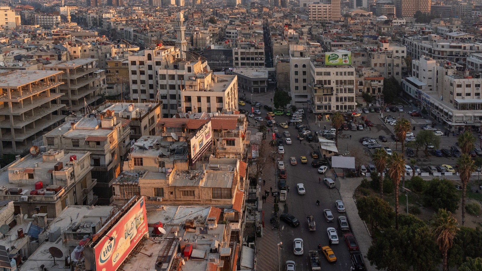 السعودية توقع عقود مشاريع استراتيجية في سوريا 