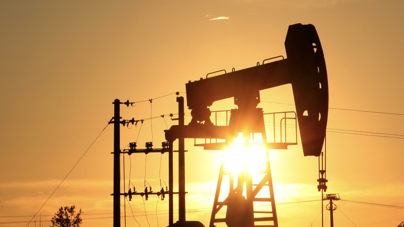 مصافي الصين الحكومية تتحرك لاستئناف صادرات الوقود 