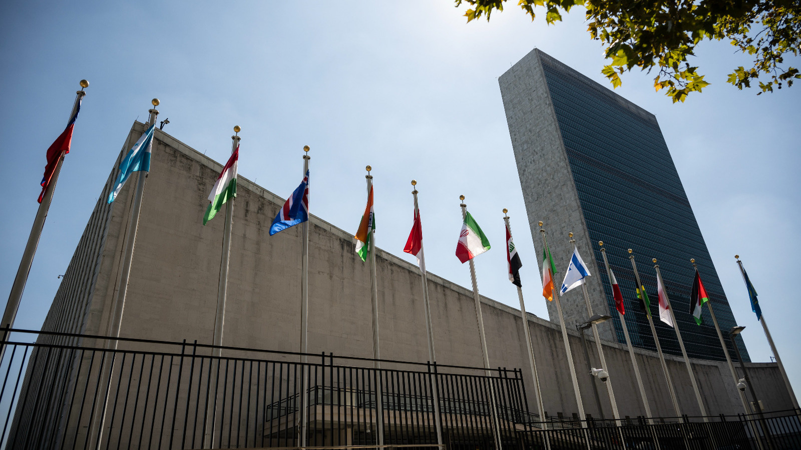 الأمم المتحدة تقر خفضاً حاداً في موازنة 2026 وسط اضطرابات مالية 