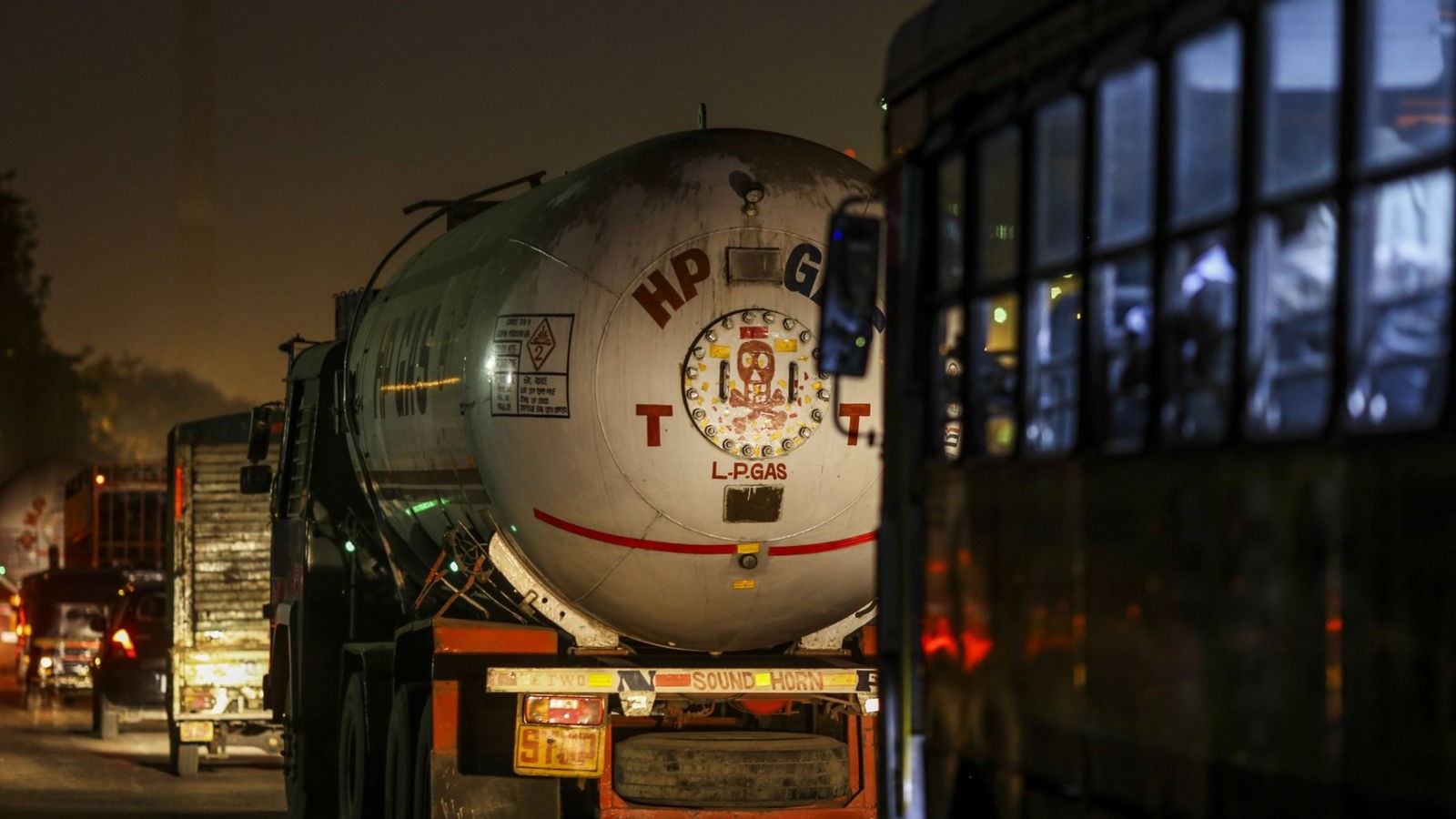 كيف سيبدو اقتصاد الهند إذا بلغ سعر النفط 140 دولاراً؟ 