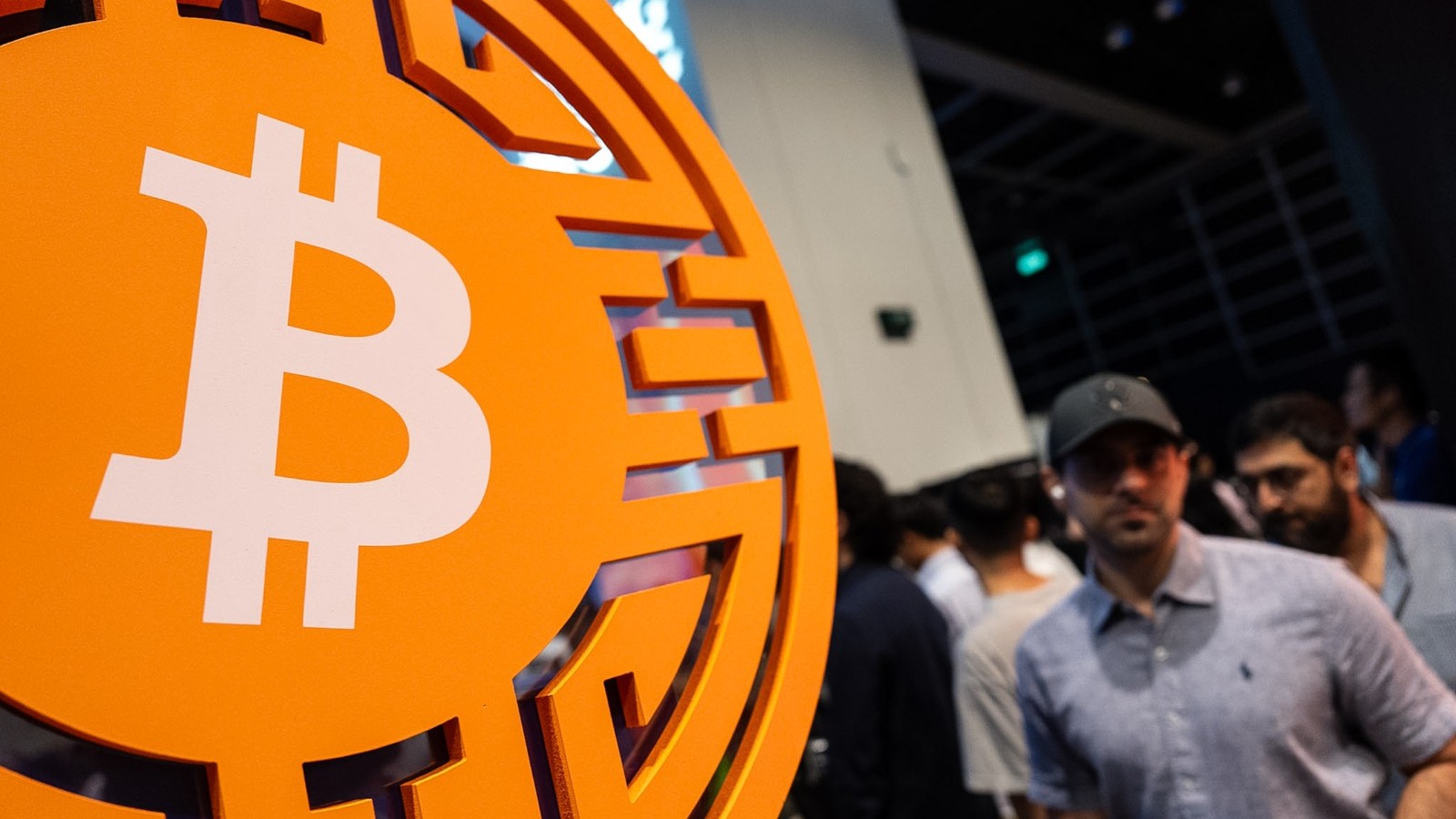 بتكوين تتجاوز 80 ألف دولار مجدداً 