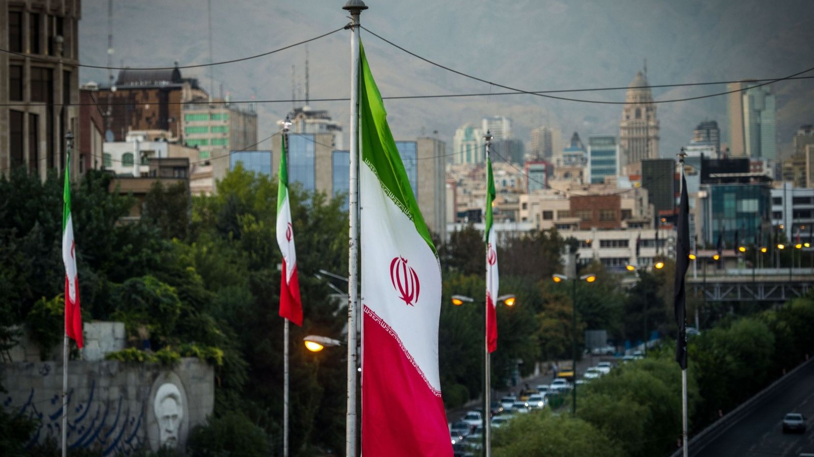 واشنطن وطهران تتوصلان إلى خارطة طريق لاتفاق نهائي خلال 60 يوماً 