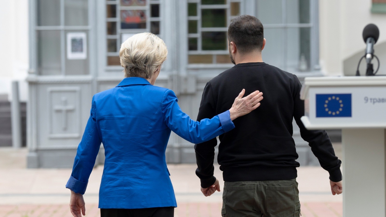 أوروبا تتراجع أمام الأموال الروسية: قرض لأوكرانيا... وهزيمة صامتة لبرلين وبروكسل 