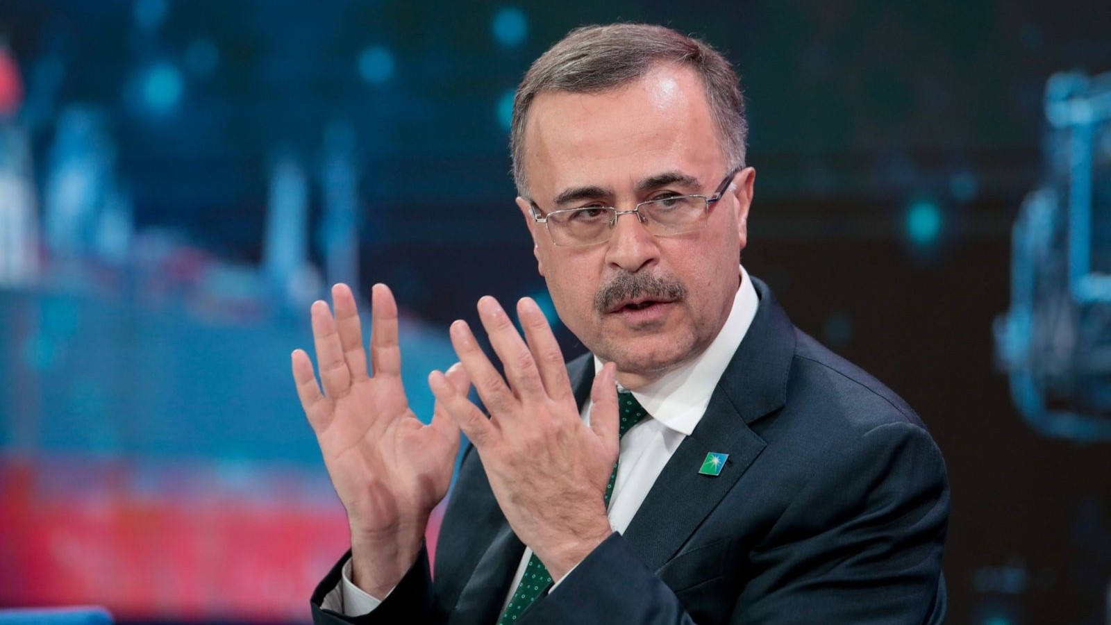 أرامكو تجني ثمار استثمارها بالذكاء الاصطناعي وتخطط لبيع حلولها للشركات 