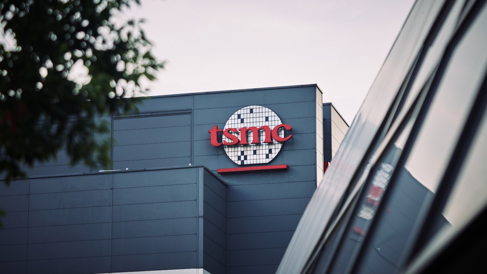 اقتصاد تايوان ينمو بأسرع وتيرة في 15 عاماً بدعم الذكاء الاصطناعي 