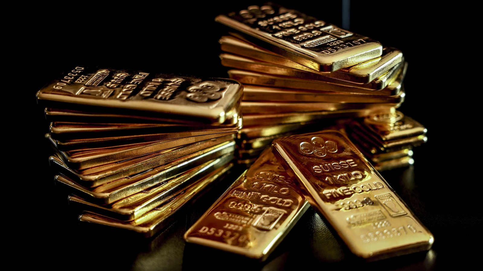 الذهب يستقر فوق 4000 دولار قبيل قرار الفيدرالي بشأن الفائدة 
