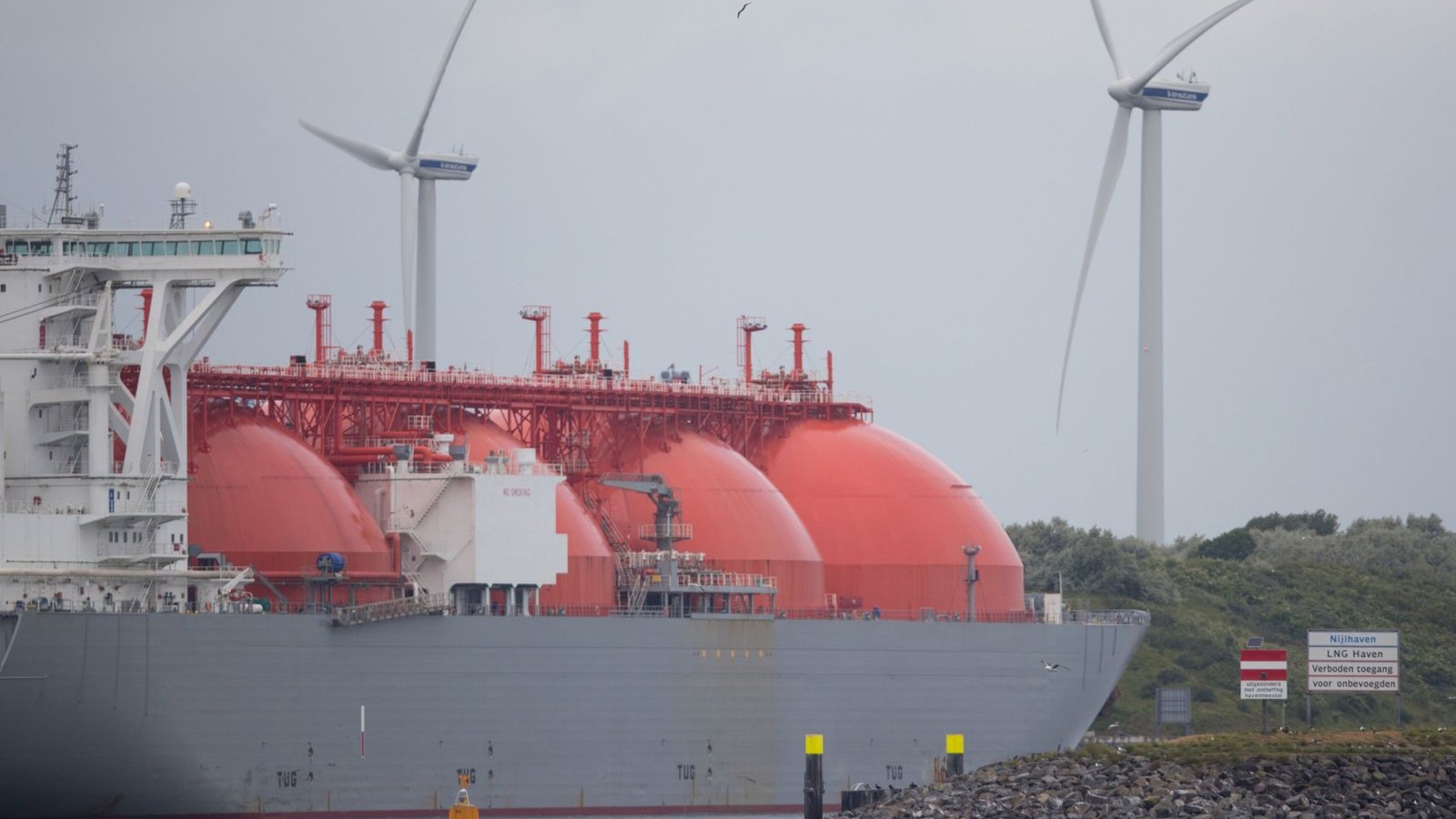 أوروبا تستعد لصدمة طاقة طويلة الأجل وسط خيارات محدودة 