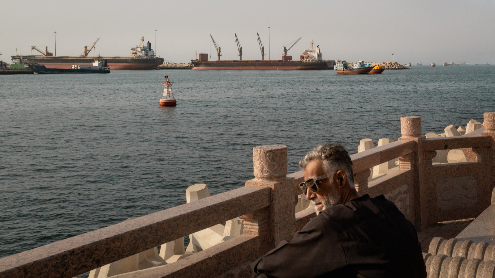 JMIC: يمكن للسفن عبور مسار هرمز الجنوبي مع تشغيل الإشارات 
