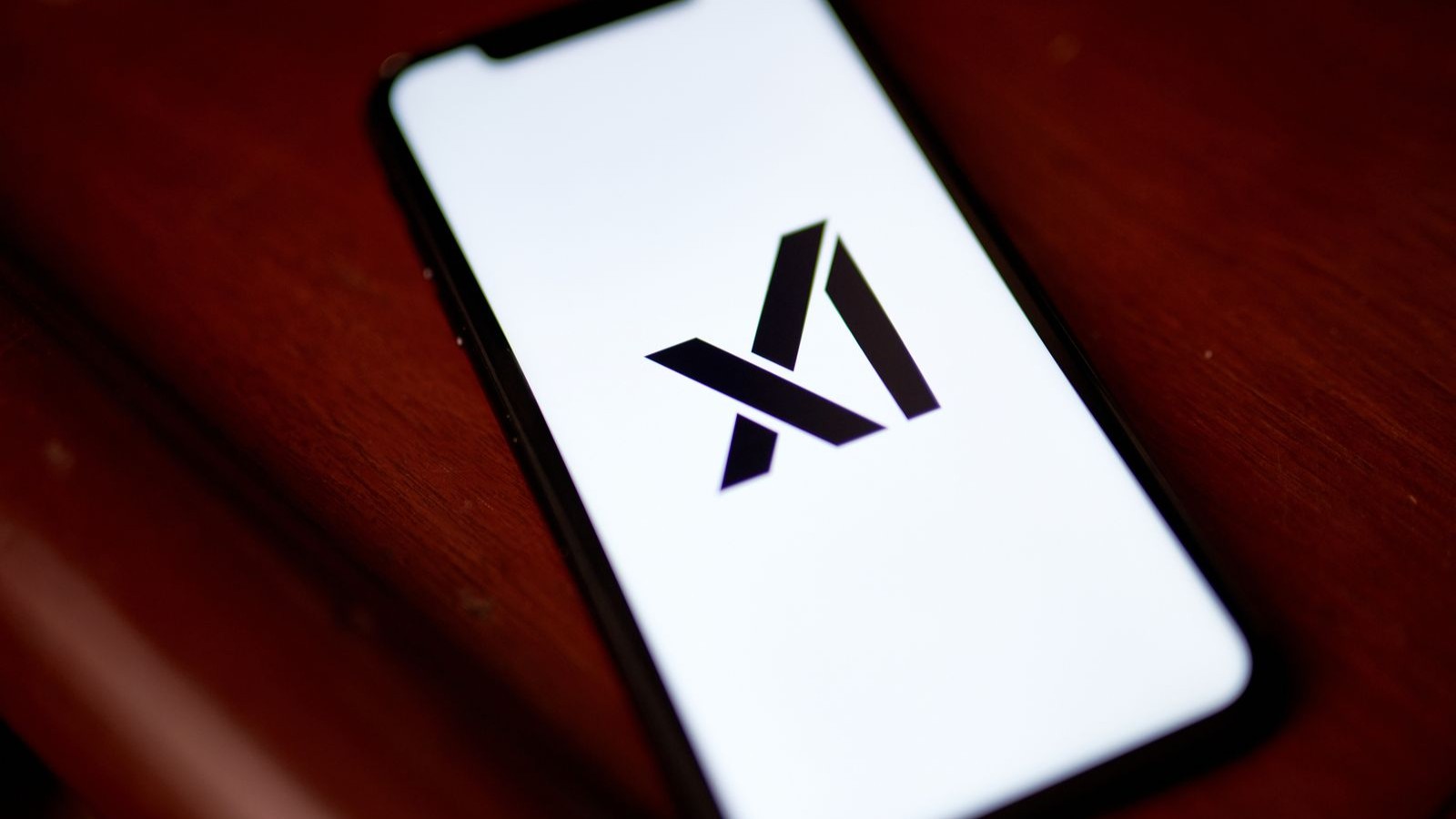 ماسك يعيد هيكلة quot;إكس إيه آيquot; بعد موجة مغادرات 