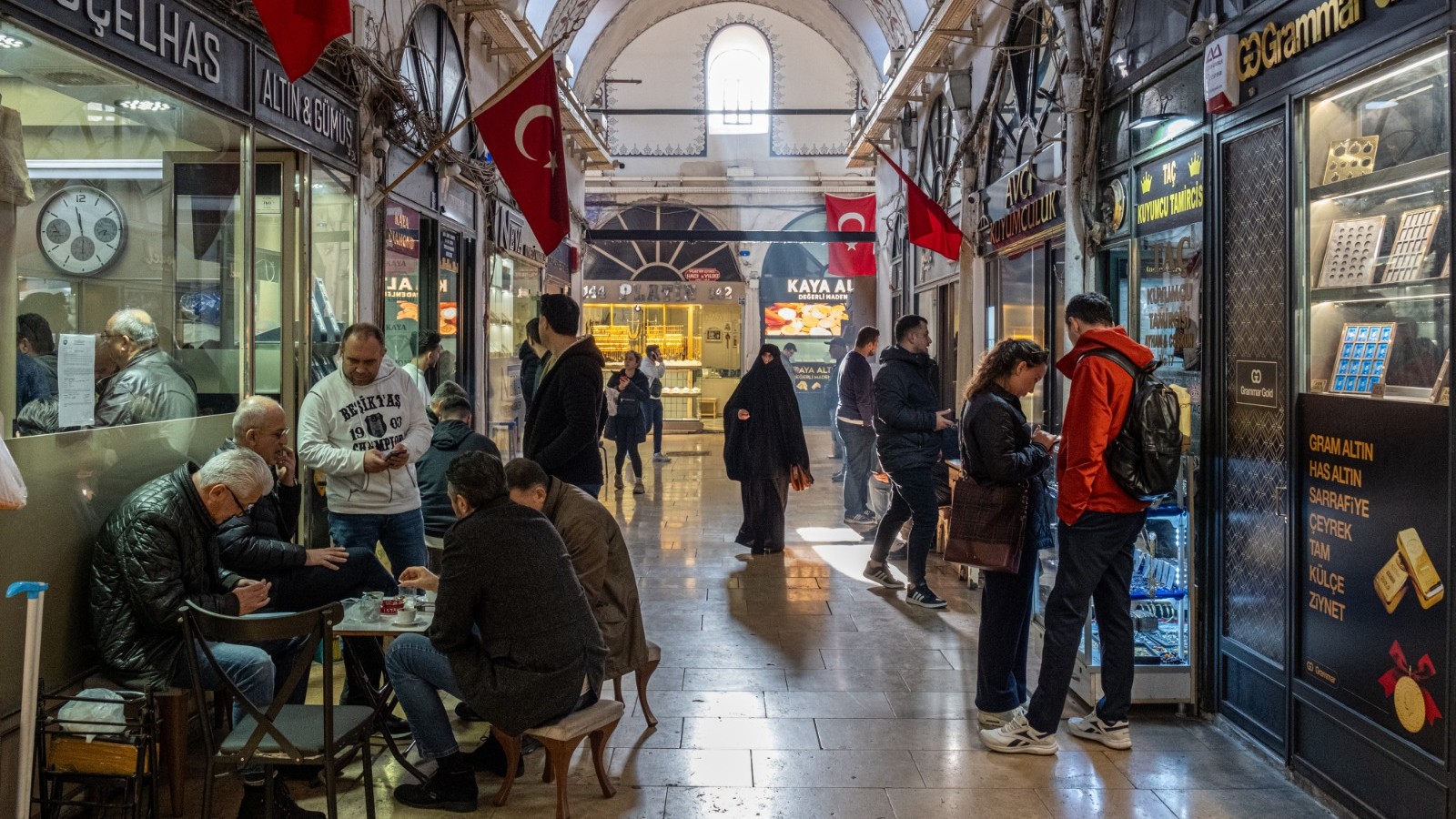 تركيا ترفع أسعار الكهرباء والغاز 25% وسط تصاعد تكاليف الطاقة 