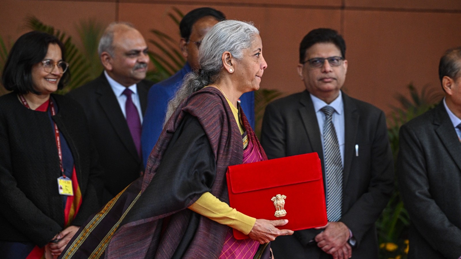 الهند تزيد الإنفاق الاستثماري بالميزانية لمواجهة المخاطر العالمية 