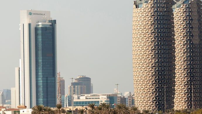 quot;GICquot; وquot;مبادلةquot; تبحثان المشاركة في صفقة استحواذ على quot;STTquot; لمراكز البيانات 