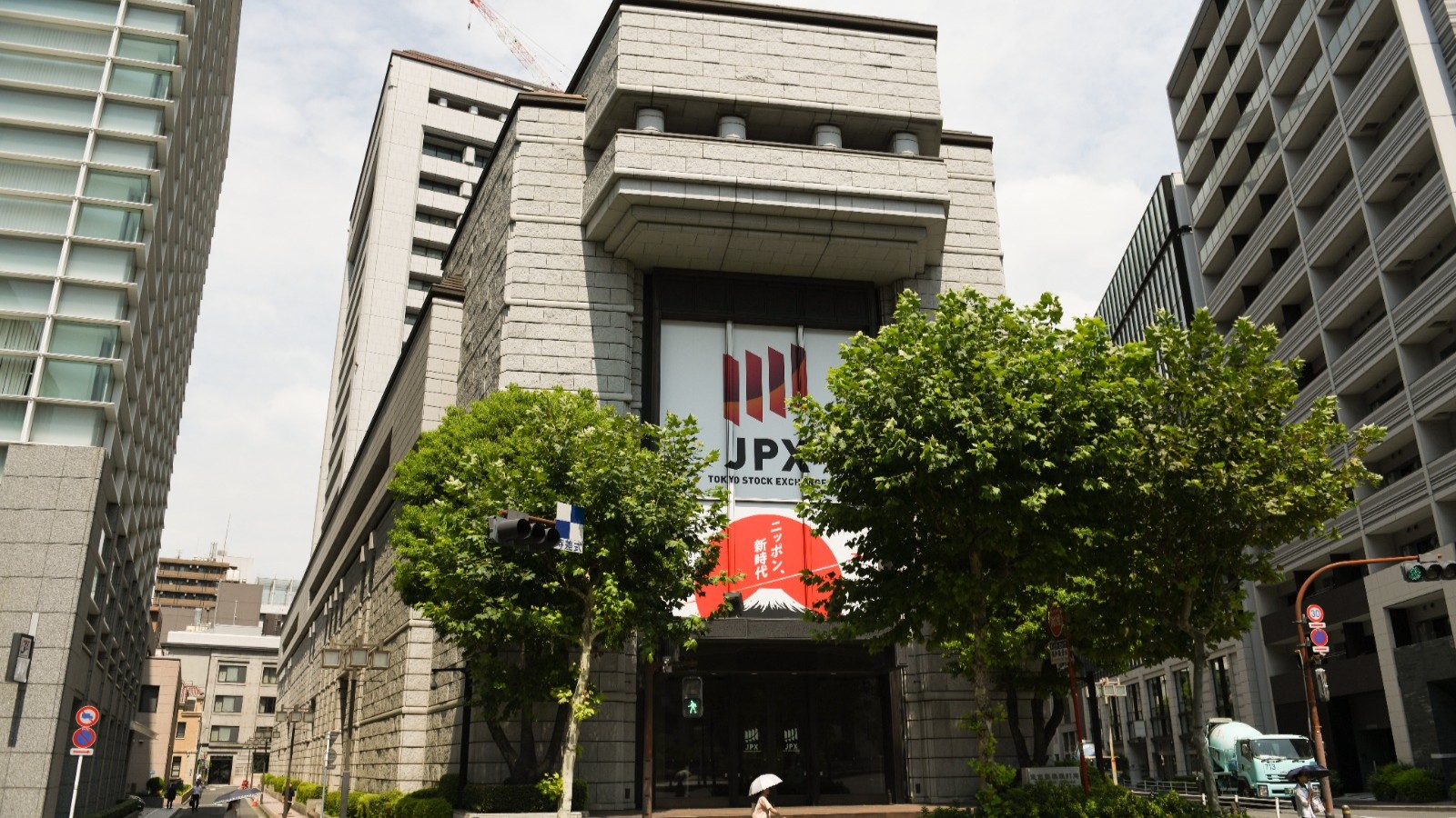 تصعيد ترمب ضد أوروبا يضغط على الأسواق العالمية 