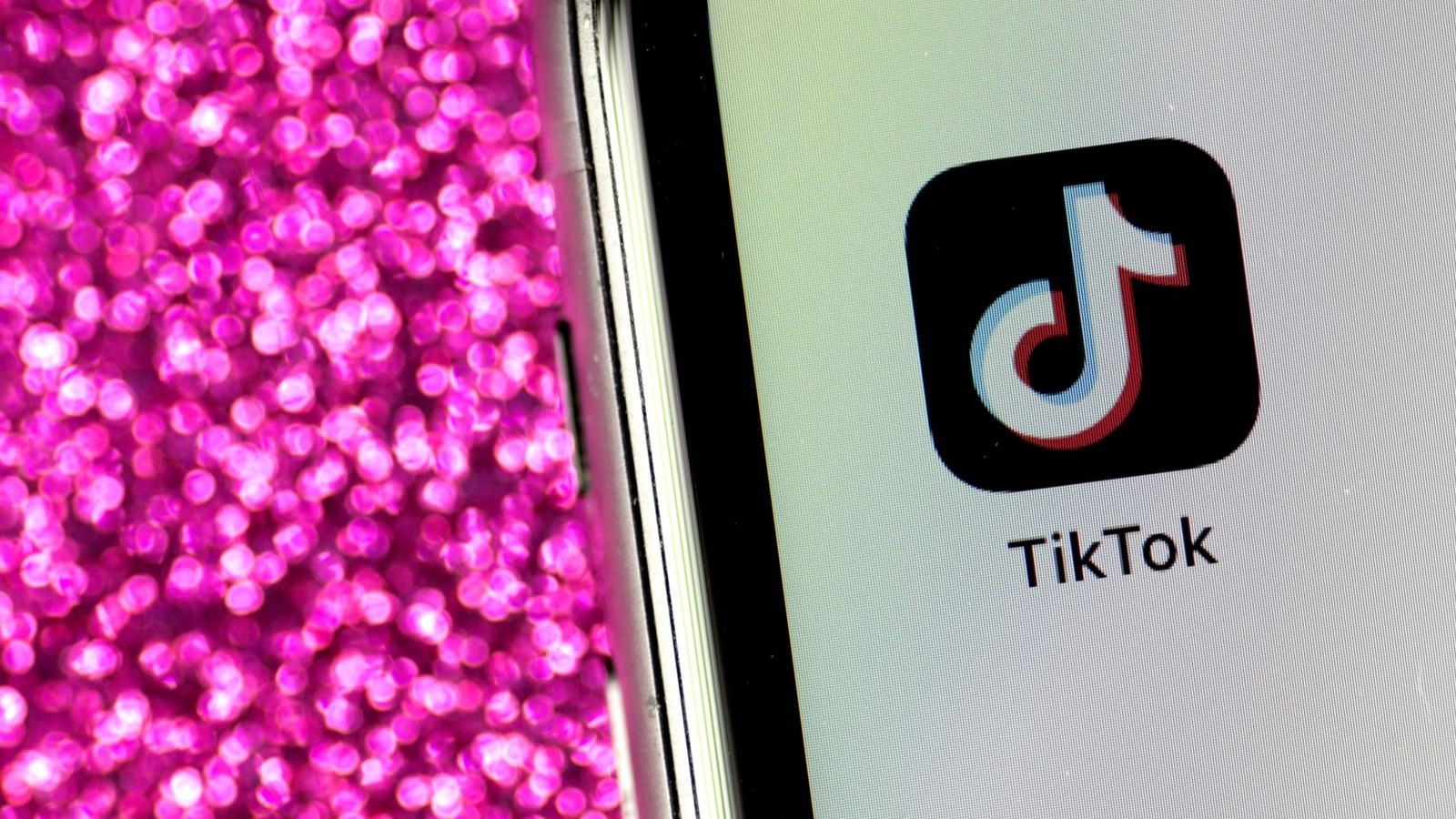 تقرير: quot;تيك توكquot; يبيع أعماله في الولايات المتحدة لتحالف استثماري أميركي 