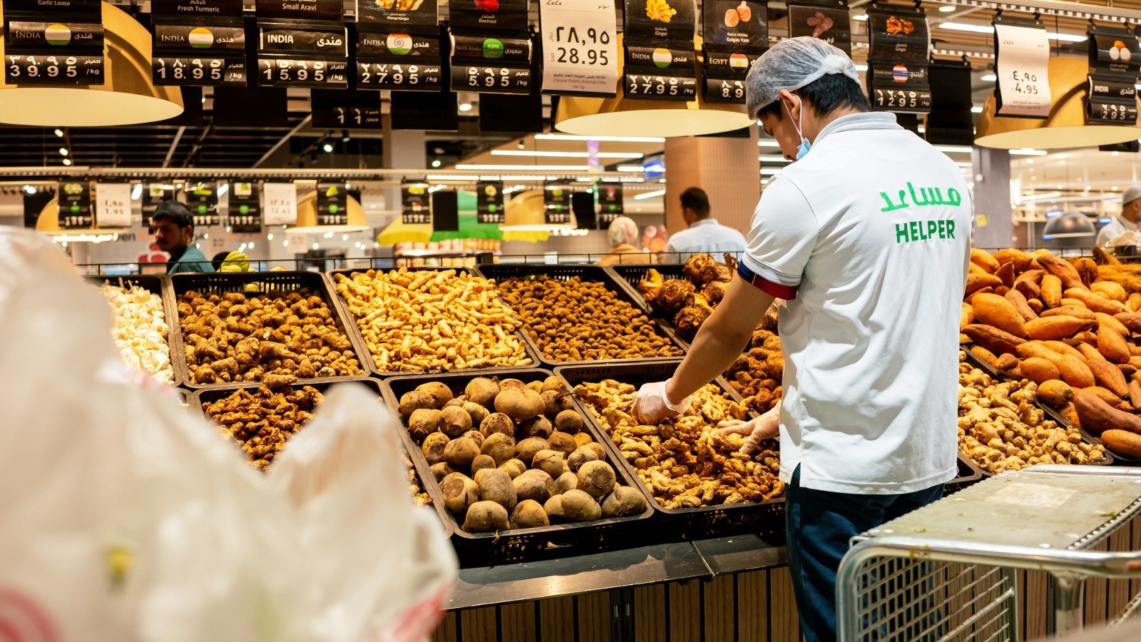 من الماء إلى الغذاء.. كيف يواجه الخليج اضطراب الإمدادات؟ 