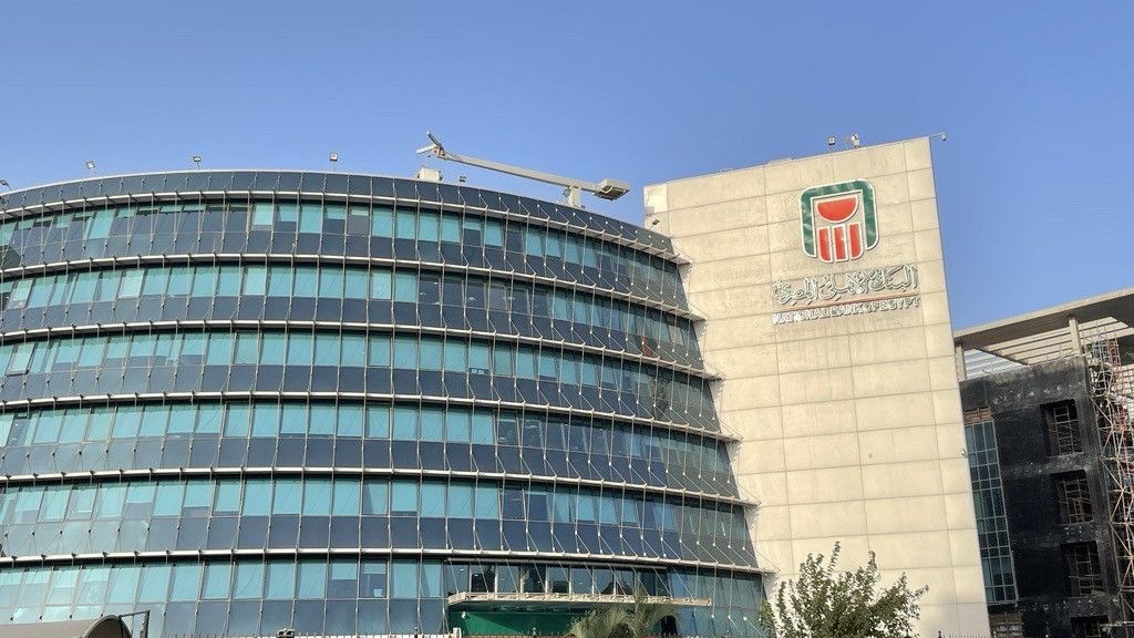 quot;الأهلي المصريquot; ينال موافقة الإمارات للاستحواذ على فروع quot;بنك مصرquot; بالدولة 